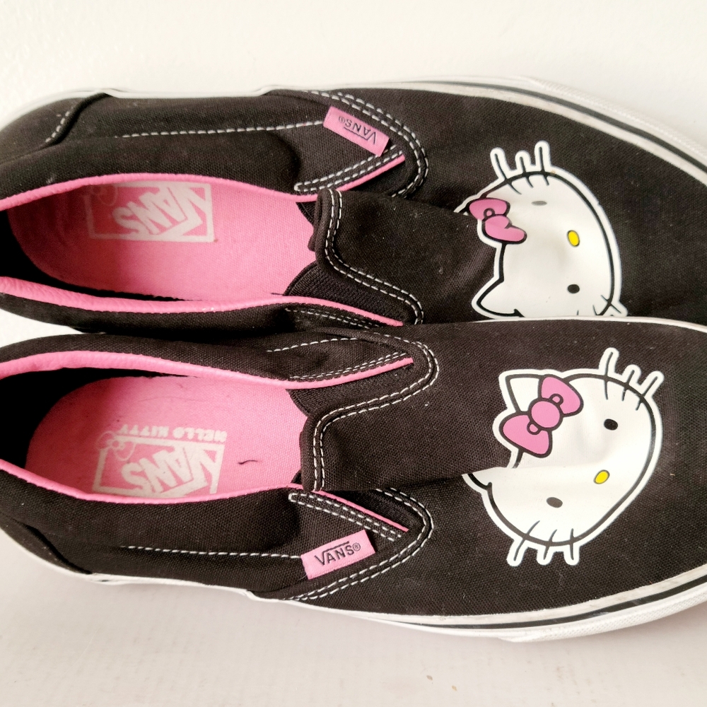 Hello Kitty Vans - Picture 5 of 10